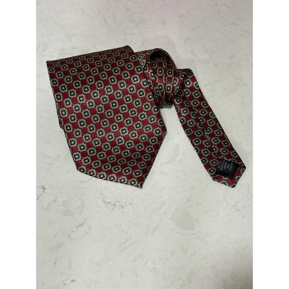 STAFFORD GEOMETRIC SILK TIE RED NAVY GOLD CLASSIC MENS EUC